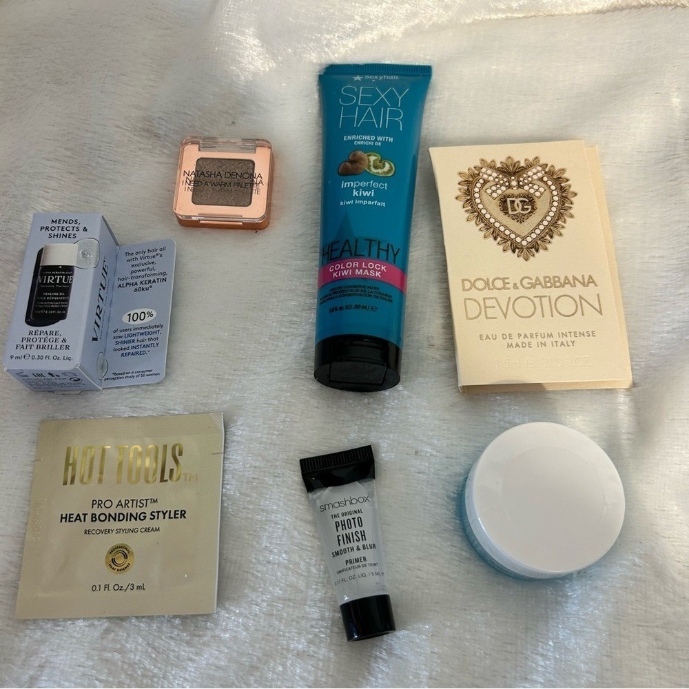Travel size random toiletries. New in bag. - Picture 3 of 15